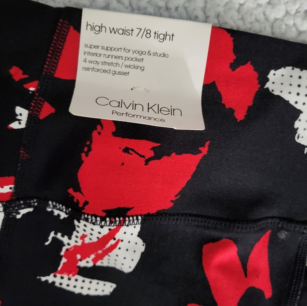 Calvin Klein Black and Red Patterned Leggings NWT - image 3